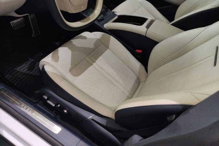 Used Zeekr 007 2024 Rear-Drive Intelligent Driving Version 100 kWh Left Front Seat