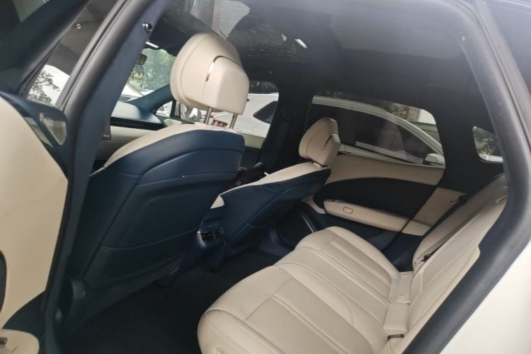 Used Zeekr 007 2024 Rear-Drive Enhanced Version 75 kWh Left Rear Seat