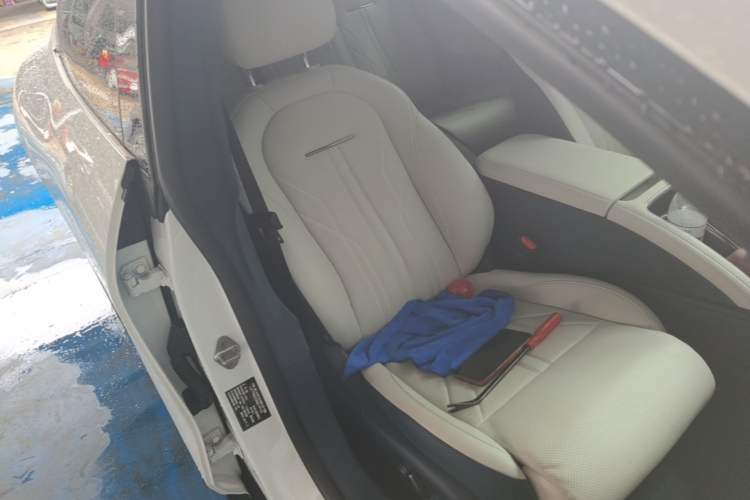 Used Zeekr 007 2024 Four-Wheel Drive Intelligent Driving Version 75 kWh Right Front Seat