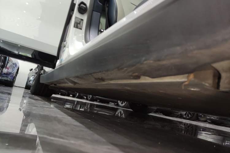 Used Zeekr 007 2024 Rear-Drive Intelligent Driving Version 100 kWh Right Side Sill
