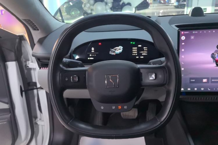 Used Zeekr 007 2024 Rear-Drive Enhanced Version 100 kWh Steering Wheel