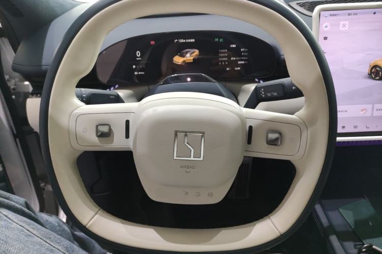 Used Zeekr 007 2024 Rear-Drive Intelligent Driving Version 100 kWh Steering Wheel