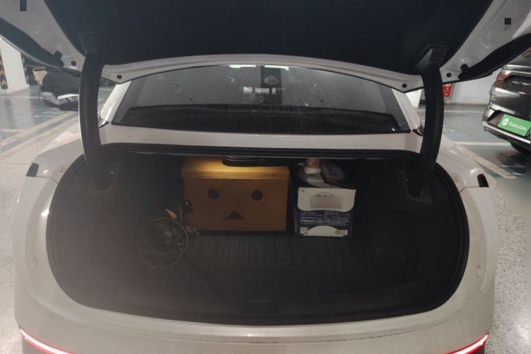 Used Zeekr 007 2024 Rear-Drive Enhanced Version 75 kWh Trunk