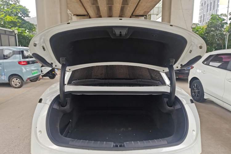 Used Zeekr 007 2024 Rear-Drive Enhanced Version 75 kWh Trunk