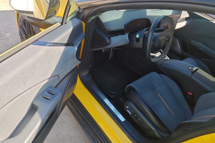 Used Zeekr 007 2024 Four-Wheel-Drive Performance Version 100 kWh Driver Seat