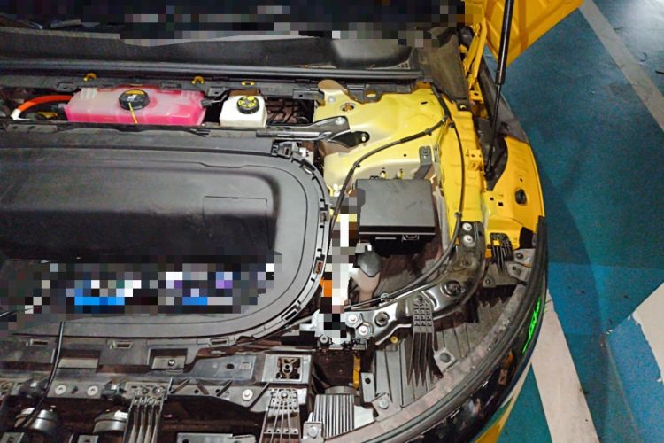 Used Zeekr 007 2024 Four-Wheel-Drive Performance Version 100 kWh Engine Bay Left