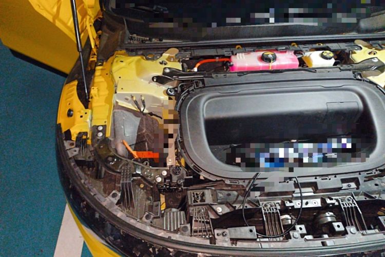 Used Zeekr 007 2024 Four-Wheel-Drive Performance Version 100 kWh Engine Bay Right