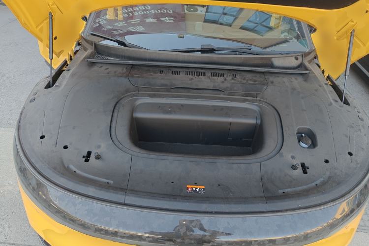 Used Zeekr 007 2024 Four-Wheel-Drive Performance Version 100 kWh Engine Bay