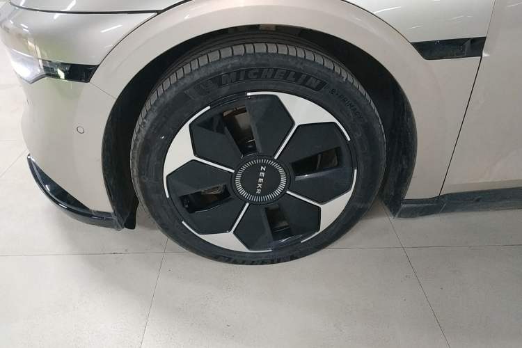 Used Zeekr 007 2024 Rear-Drive Intelligent Driving Version 100 kWh Exterior 7