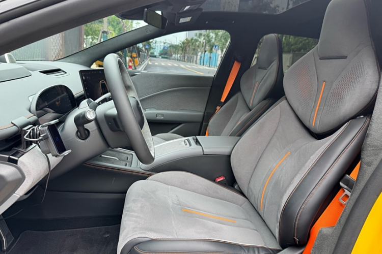 Used Zeekr 007 2024 Four-Wheel-Drive Performance Version 100 kWh Interior 10