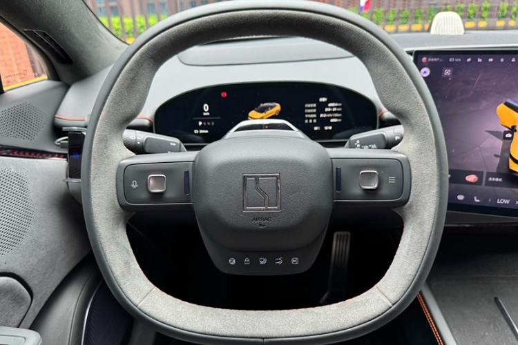 Used Zeekr 007 2024 Four-Wheel-Drive Performance Version 100 kWh Interior 6