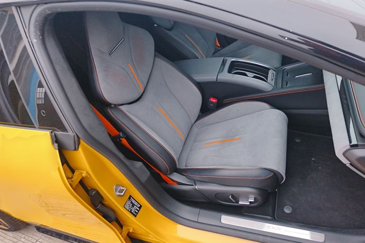 Used Zeekr 007 2024 Four-Wheel-Drive Performance Version 100 kWh Right Front Seat