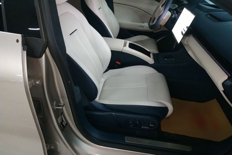 Used Zeekr 007 2024 Rear-Drive Intelligent Driving Version 100 kWh Right Front Seat