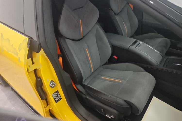 Used Zeekr 007 2024 Four-Wheel-Drive Performance Version 100 kWh Right Front Seat