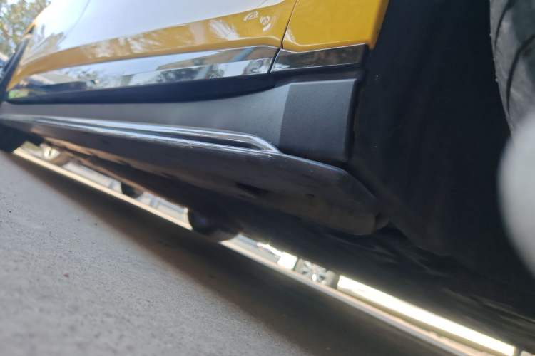 Used Zeekr 007 2024 Four-Wheel-Drive Performance Version 100 kWh Right Side Sill