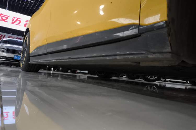 Used Zeekr 007 2024 Four-Wheel-Drive Performance Version 100 kWh Right Side Sill