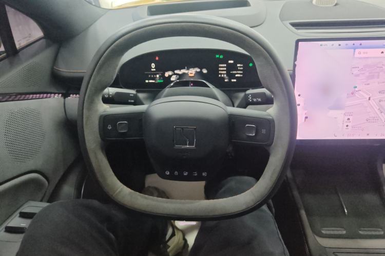 Used Zeekr 007 2024 Four-Wheel-Drive Performance Version 100 kWh Steering Wheel