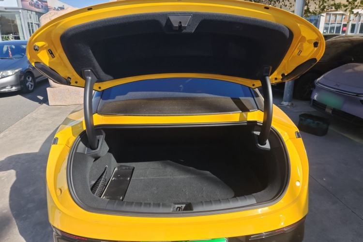 Used Zeekr 007 2024 Four-Wheel-Drive Performance Version 100 kWh Trunk
