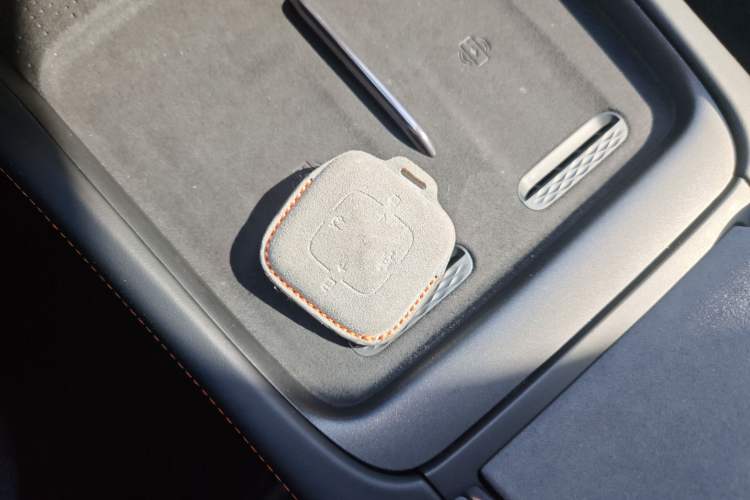 Used Zeekr 007 2024 Four-Wheel-Drive Performance Version 100 kWh Vehicle Key