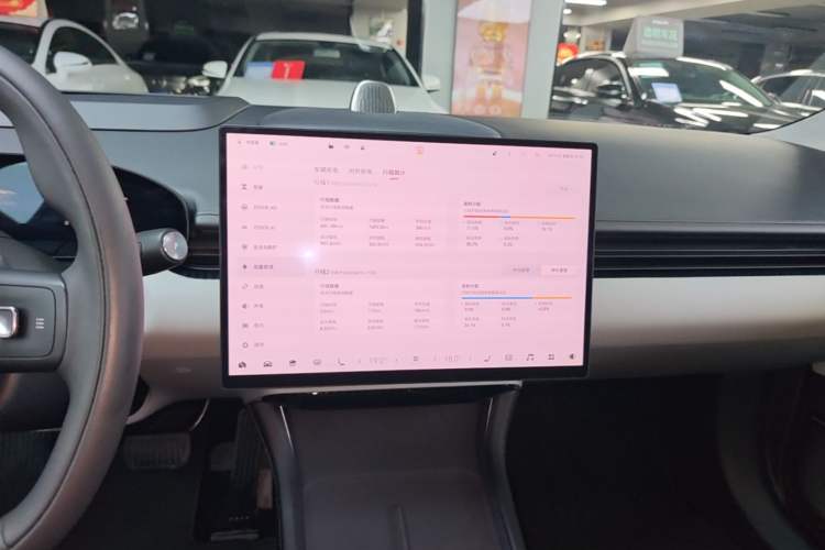 Used Zeekr 007 2025 Long-Range Rear-Wheel-Drive Intelligent Driving Version 100 kWh Audio And AC Panel