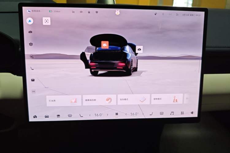 Used Zeekr 007 2025 Long-Range Rear-Wheel-Drive Intelligent Driving Version 100 kWh Audio And AC Panel
