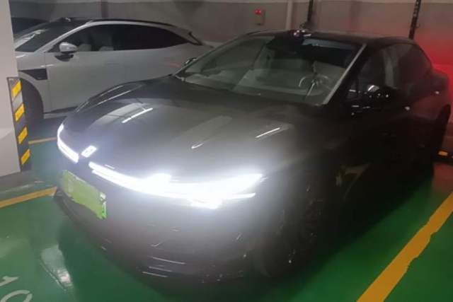 Used Zeekr 007 2025 Long-Range Rear-Wheel-Drive Intelligent Driving Version 100 kWh