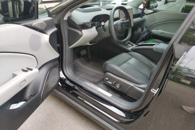 Used Zeekr 007 2025 Rear-Drive Intelligent Driving Version 75 kWh Driver Seat