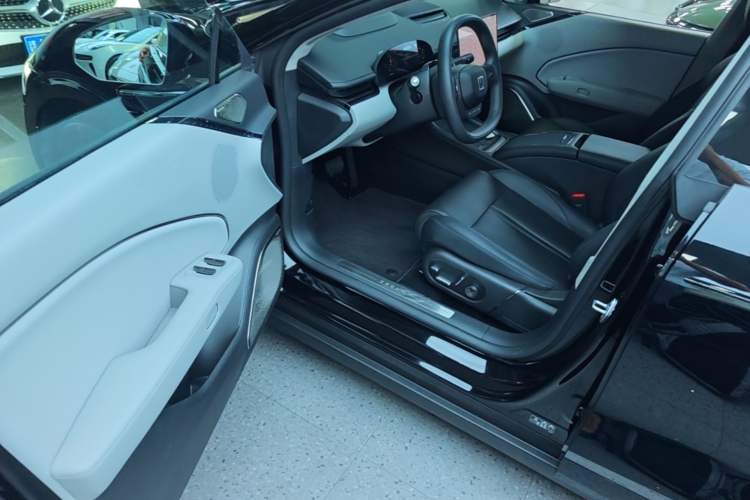 Used Zeekr 007 2025 Long-Range Rear-Wheel-Drive Intelligent Driving Version 100 kWh Driver Seat