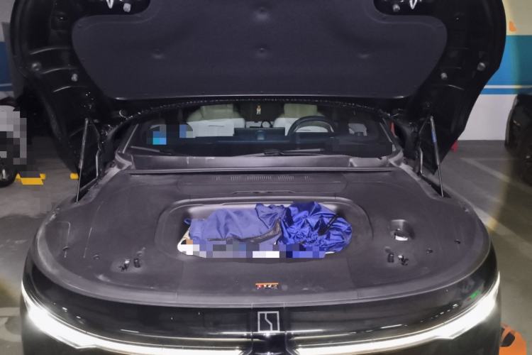 Used Zeekr 007 2025 Long-Range Rear-Wheel-Drive Intelligent Driving Version 100 kWh Engine Bay