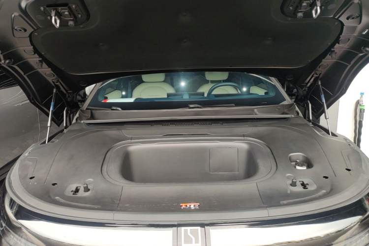 Used Zeekr 007 2025 Rear-Drive Intelligent Driving Version 75 kWh Engine Bay