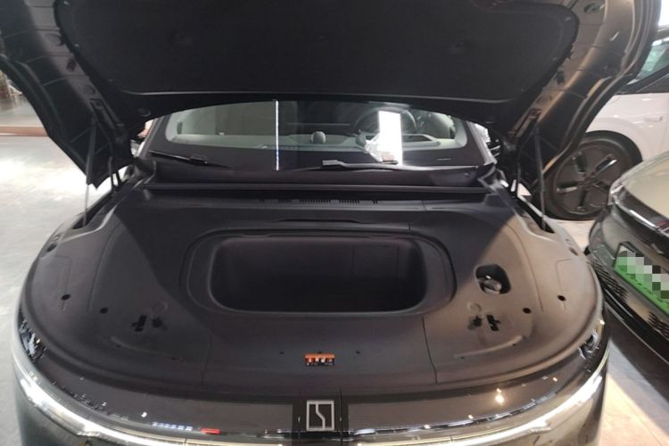 Used Zeekr 007 2025 Long-Range Rear-Wheel-Drive Intelligent Driving Version 100 kWh Engine Bay
