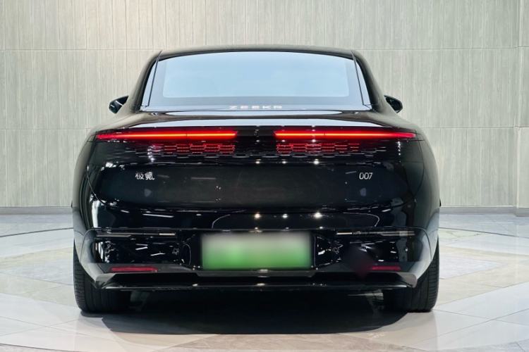 Used Zeekr 007 2025 Long-Range Rear-Wheel-Drive Intelligent Driving Version 100 kWh Exterior 2