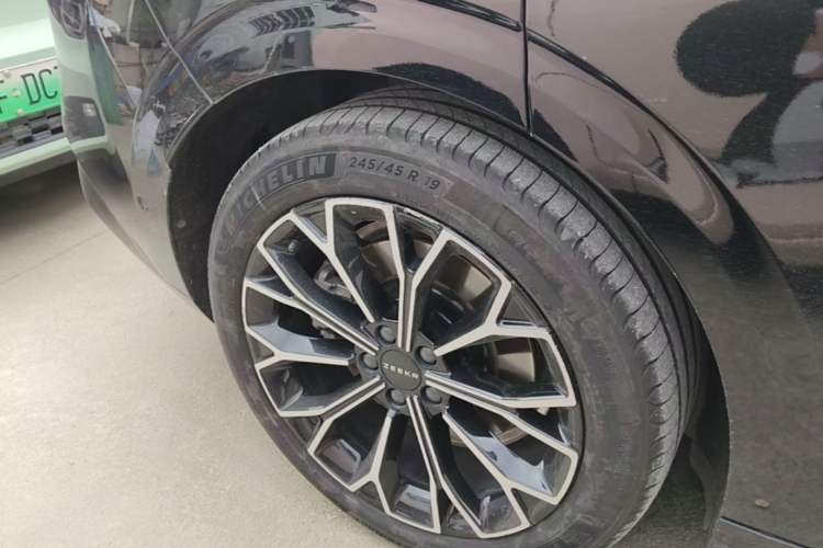 Used Zeekr 007 2025 Rear-Drive Intelligent Driving Version 75 kWh Exterior 5