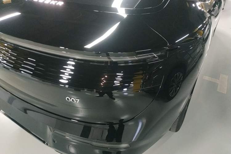 Used Zeekr 007 2025 Long-Range All-Wheel-Drive Intelligent Driving Version 100 kWh Exterior 6
