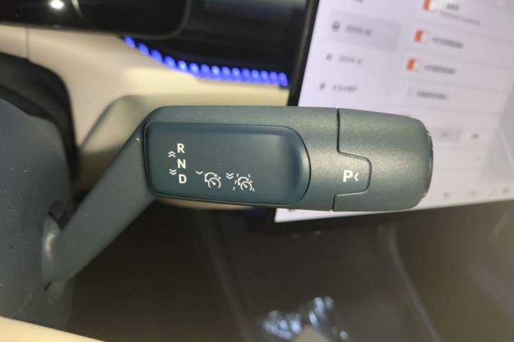 Used Zeekr 007 2025 Long-Range Rear-Wheel-Drive Intelligent Driving Version 100 kWh Gear Lever