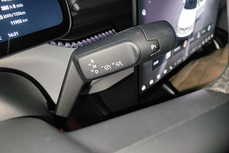 Used Zeekr 007 2025 Long-Range Rear-Wheel-Drive Intelligent Driving Version 100 kWh Gear Lever