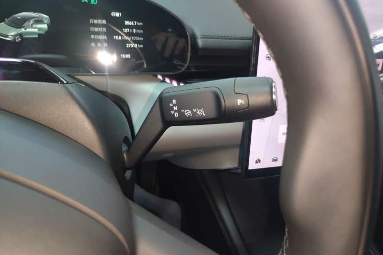 Used Zeekr 007 2025 Rear-Drive Intelligent Driving Version 75 kWh Gear Lever