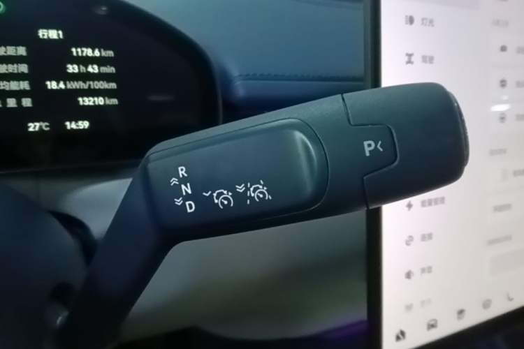 Used Zeekr 007 2025 Long-Range Rear-Wheel-Drive Intelligent Driving Version 100 kWh Gear Lever