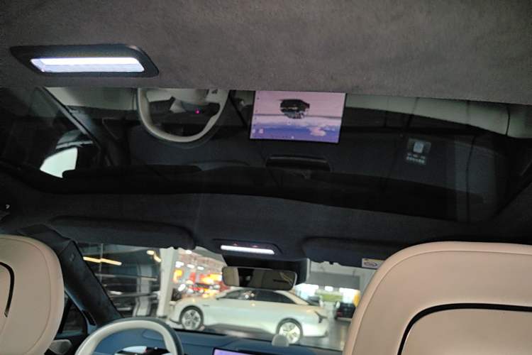 Used Zeekr 007 2025 Long-Range Rear-Wheel-Drive Intelligent Driving Version 100 kWh Headliner