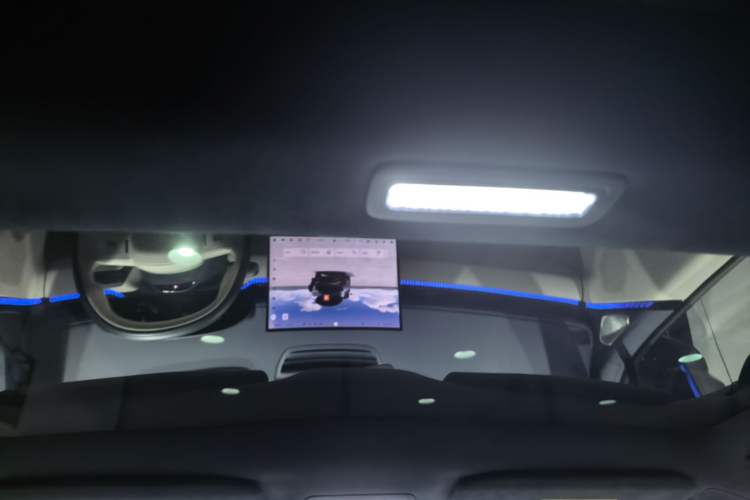 Used Zeekr 007 2025 Long-Range Rear-Wheel-Drive Intelligent Driving Version 100 kWh Headliner