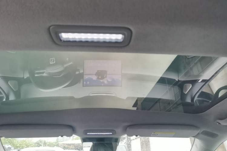 Used Zeekr 007 2025 Long-Range Rear-Wheel-Drive Intelligent Driving Version 100 kWh Headliner