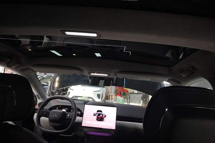 Used Zeekr 007 2025 Long-Range Rear-Wheel-Drive Intelligent Driving Version 100 kWh Headliner