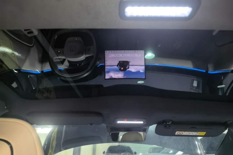 Used Zeekr 007 2025 Long-Range Rear-Wheel-Drive Intelligent Driving Version 100 kWh Headliner