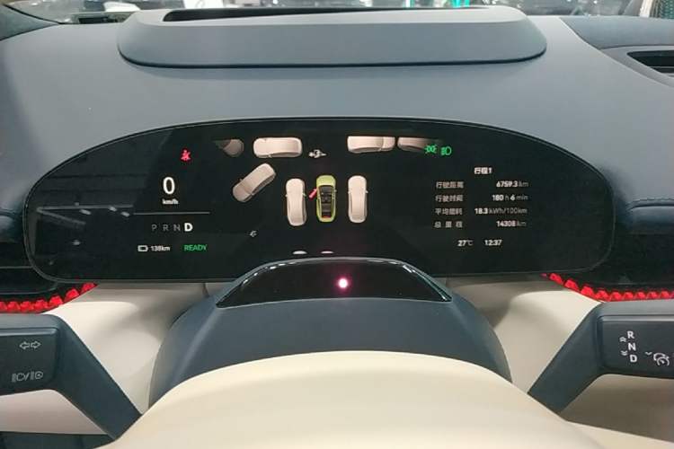 Used Zeekr 007 2025 Long-Range Rear-Wheel-Drive Intelligent Driving Version 100 kWh Instrument Cluster