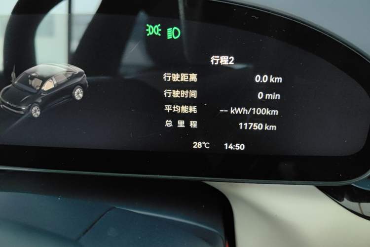 Used Zeekr 007 2025 Long-Range Rear-Wheel-Drive Intelligent Driving Version 100 kWh Instrument Cluster