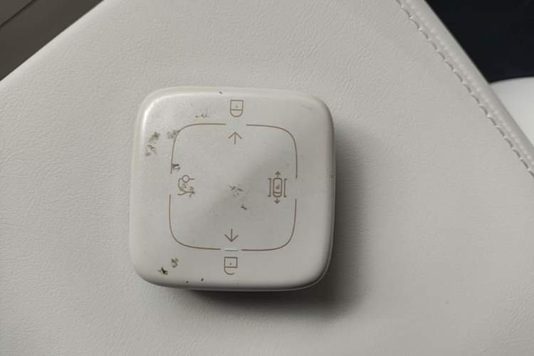 Used Zeekr 007 2025 Long-Range Rear-Wheel-Drive Intelligent Driving Version 100 kWh Interior 1