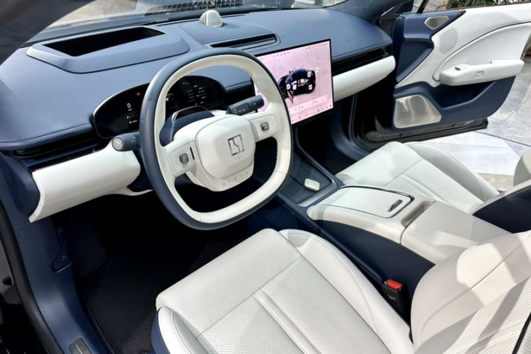 Used Zeekr 007 2025 Long-Range Rear-Wheel-Drive Intelligent Driving Version 100 kWh Interior 3