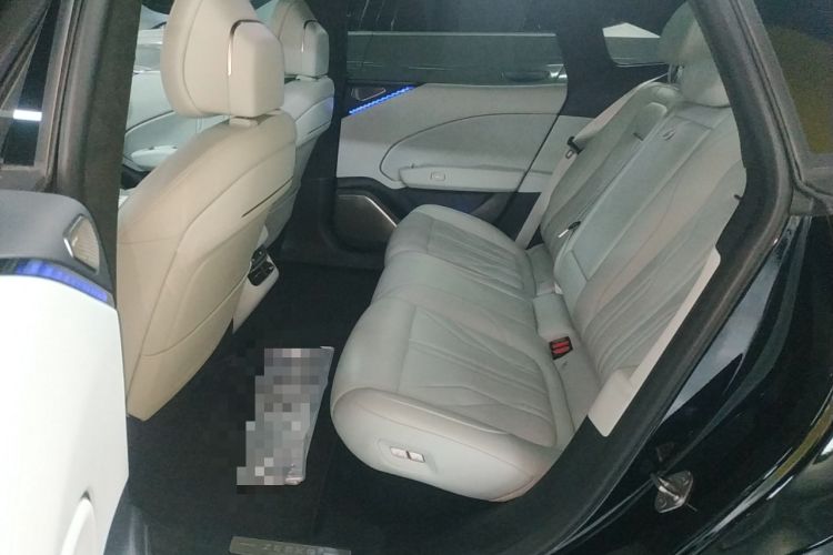 Used Zeekr 007 2025 Long-Range All-Wheel-Drive Intelligent Driving Version 100 kWh Interior 4