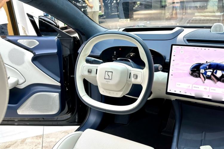 Used Zeekr 007 2025 Long-Range Rear-Wheel-Drive Intelligent Driving Version 100 kWh Interior 7