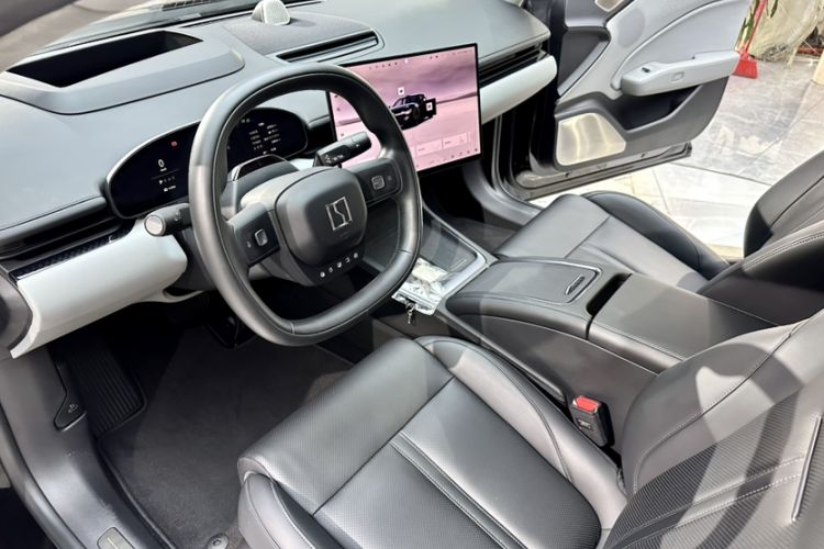 Used Zeekr 007 2025 Long-Range Rear-Wheel-Drive Intelligent Driving Version 100 kWh Interior 8